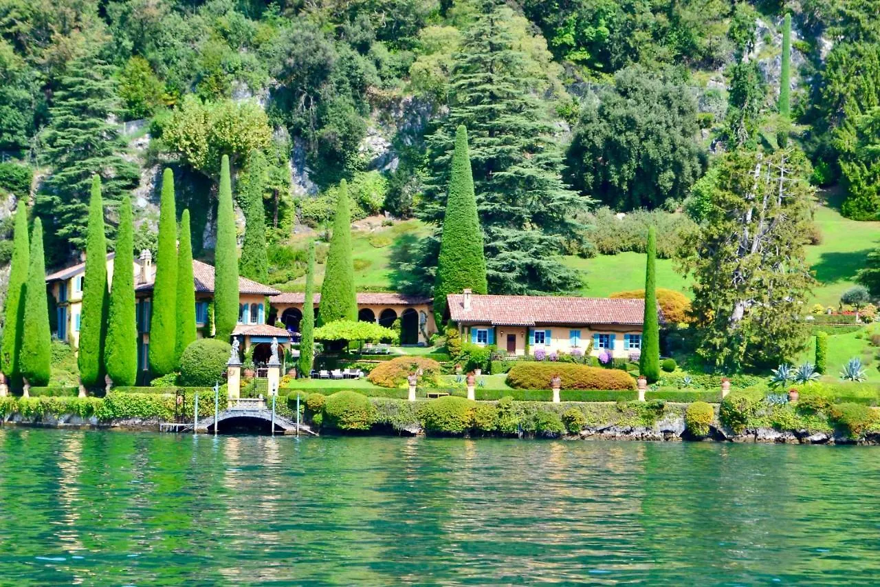 Apartment In Villa Oleandra With Privet Garden & Pool Dizzasco