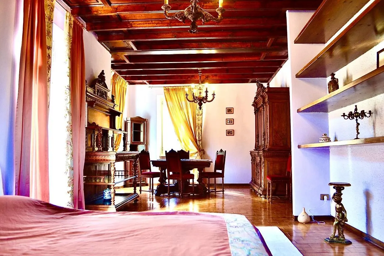 Apartment In Villa Oleandra With Privet Garden & Pool Dizzasco